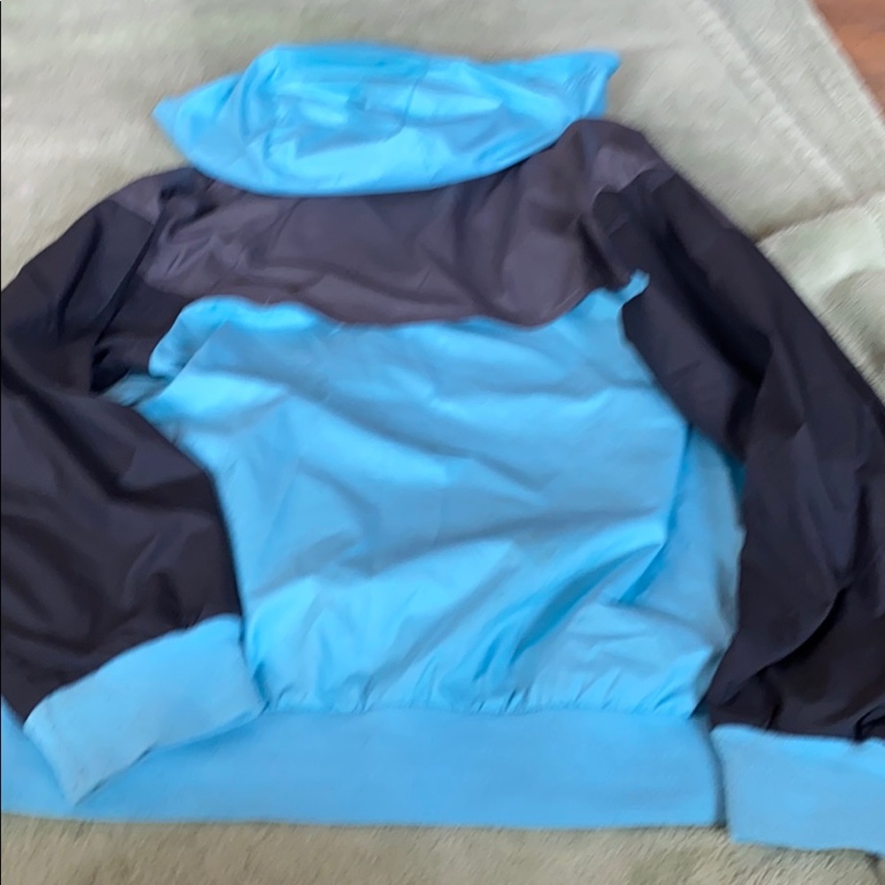 Nike Jacket - Picture 5 of 7